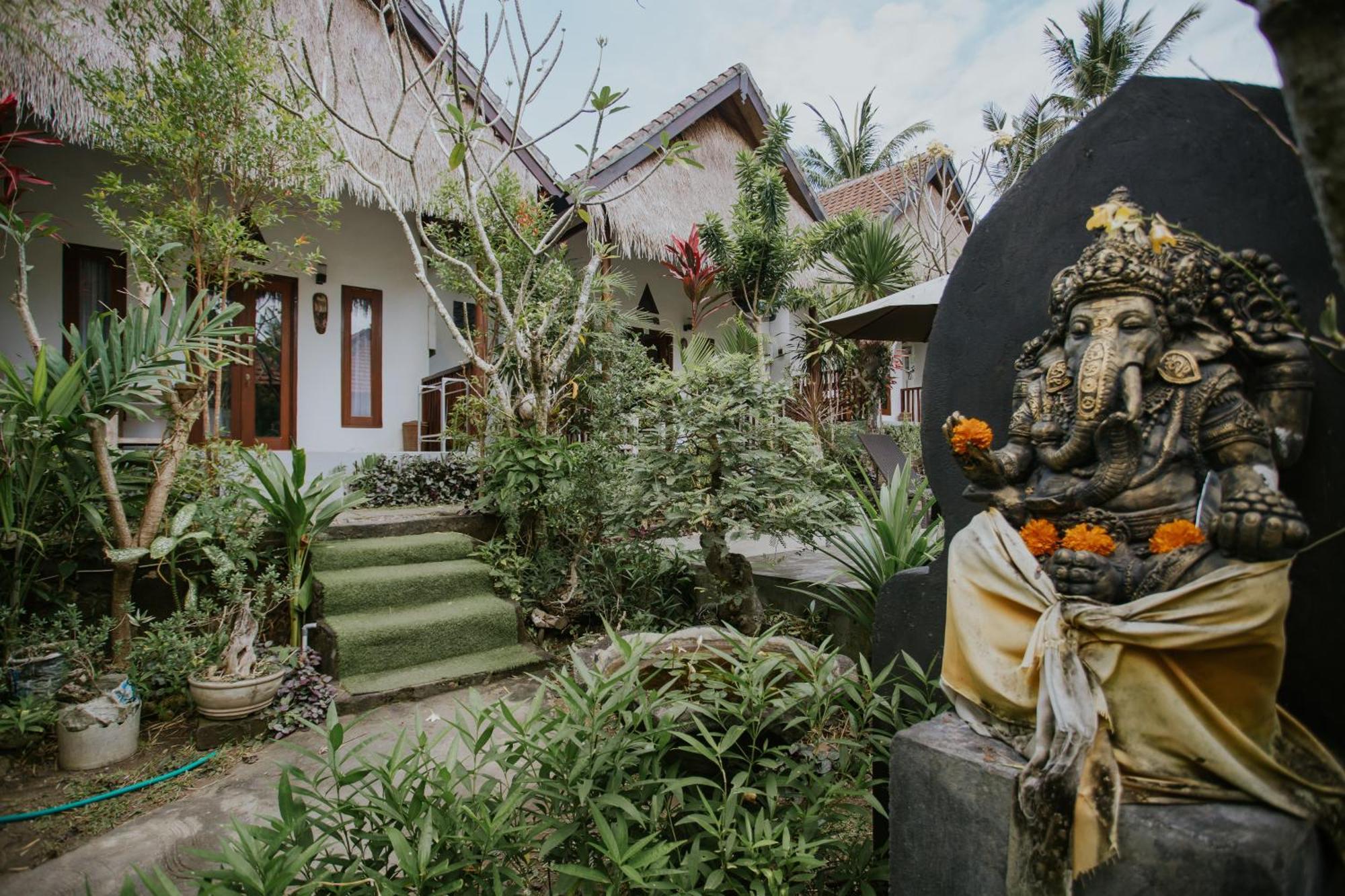 ホテル Alam Selumbung Garden Sakti エクステリア 写真